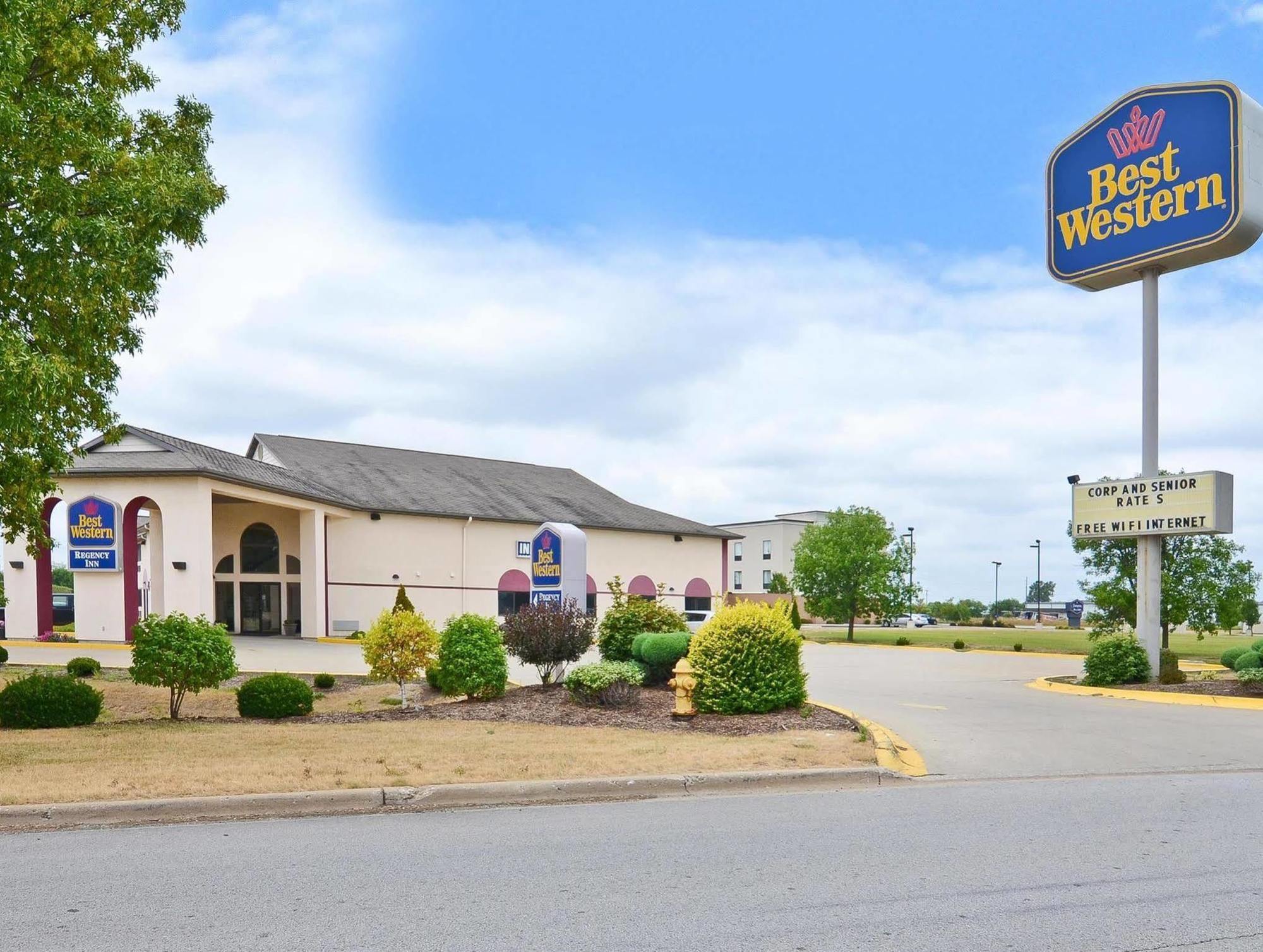 Baymont By Wyndham Danville Il Exterior foto