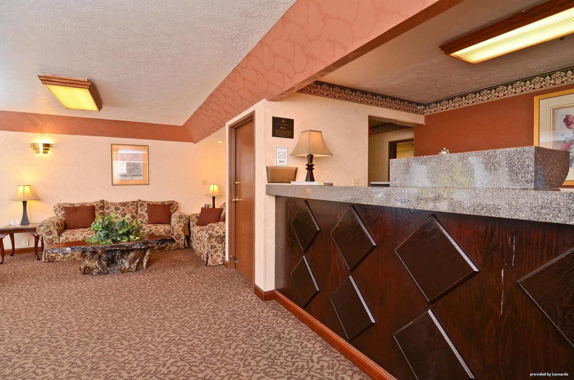 Baymont By Wyndham Danville Il Exterior foto