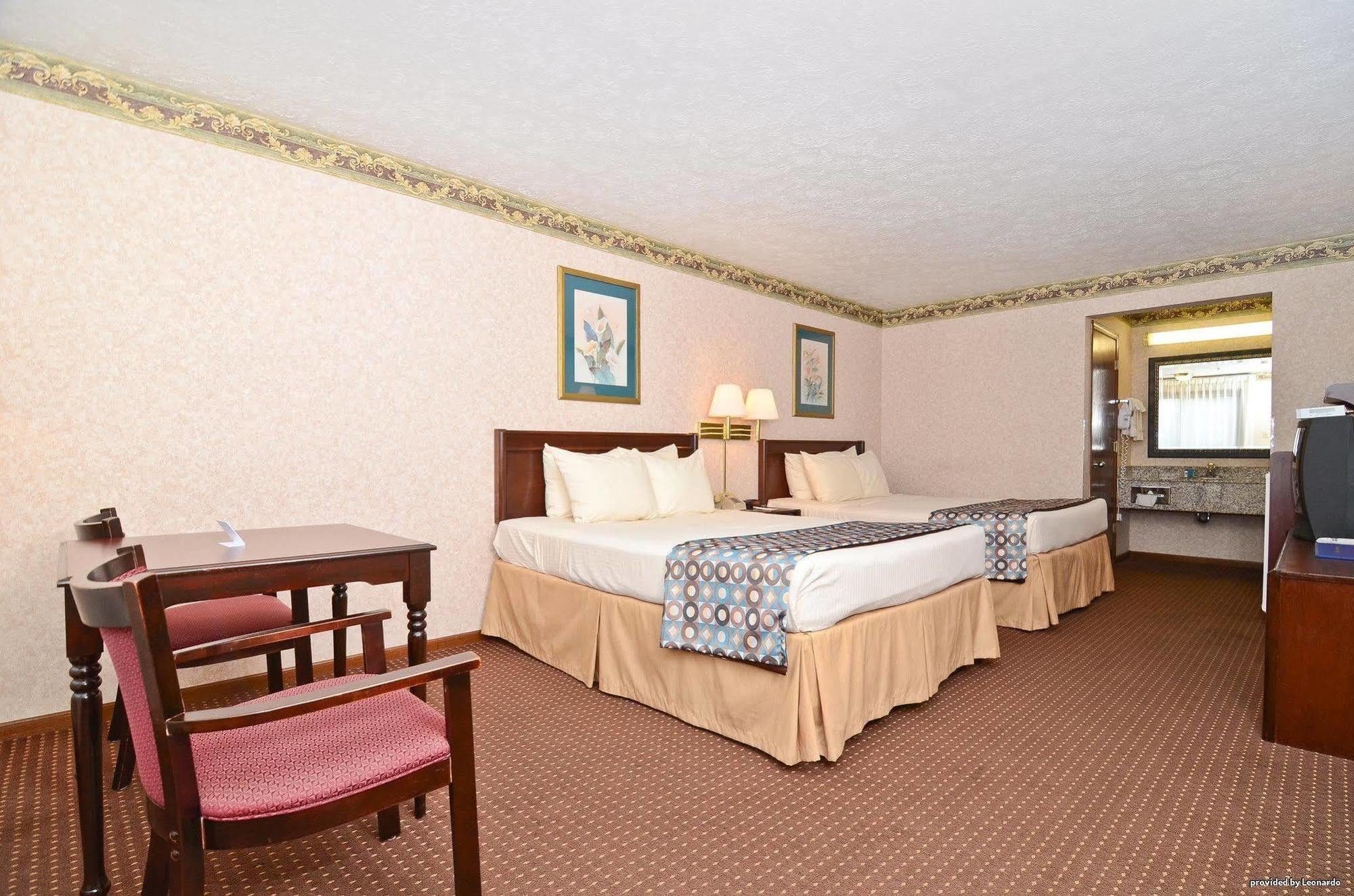 Baymont By Wyndham Danville Il Exterior foto